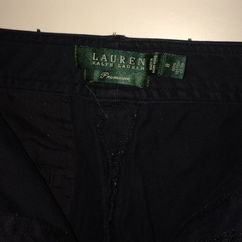 Shorts - Picture 2 of 3